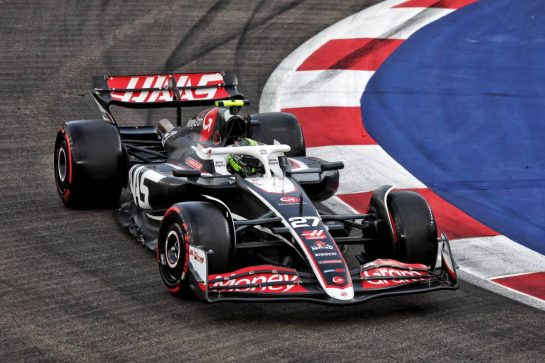 Nico Hulkenberg (GER) Haas VF-24.
21.09.2024. Formula 1 World Championship, Rd 18, Singapore Grand Prix, Marina Bay Street Circuit, Singapore, Qualifying Day.
- www.xpbimages.com, EMail: requests@xpbimages.com © Copyright: Batchelor / XPB Images