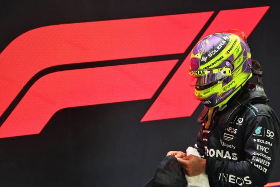 Lewis Hamilton (GBR) Mercedes AMG F1 in qualifying parc ferme.
21.09.2024. Formula 1 World Championship, Rd 18, Singapore Grand Prix, Marina Bay Street Circuit, Singapore, Qualifying Day.
- www.xpbimages.com, EMail: requests@xpbimages.com © Copyright: Batchelor / XPB Images