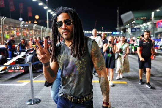 Lenny Kravitz (USA) Singer on the grid.
22.09.2024. Formula 1 World Championship, Rd 18, Singapore Grand Prix, Marina Bay Street Circuit, Singapore, Race Day.
- www.xpbimages.com, EMail: requests@xpbimages.com © Copyright: Batchelor / XPB Images