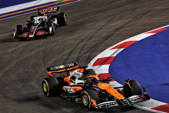 Oscar Piastri (AUS) McLaren MCL38.
22.09.2024. Formula 1 World Championship, Rd 18, Singapore Grand Prix, Marina Bay Street Circuit, Singapore, Race Day.
- www.xpbimages.com, EMail: requests@xpbimages.com © Copyright: Batchelor / XPB Images