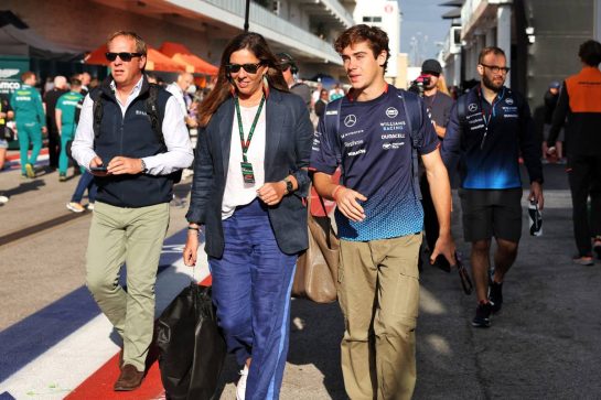Franco Colapinto (ARG) Williams Racing with his mother Andrea Trofimczuk.
19.10.2024. Formula 1 World Championship, Rd 19, United States Grand Prix, Austin, Texas, USA, Sprint and Qualifying Day.
- www.xpbimages.com, EMail: requests@xpbimages.com © Copyright: Bearne / XPB Images