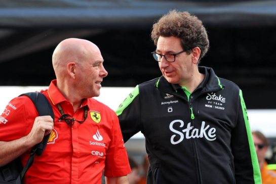(L to R): Jock Clear (GBR) Ferrari Senior Performance Engineer with Mattia Binotto (ITA) Sauber Motorsport Chief Operating and Chief Technical Officer.
19.10.2024. Formula 1 World Championship, Rd 19, United States Grand Prix, Austin, Texas, USA, Sprint and Qualifying Day.
- www.xpbimages.com, EMail: requests@xpbimages.com © Copyright: Rew / XPB Images