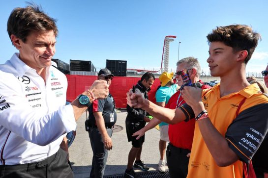 Toto Wolff (GER) Mercedes AMG F1 Shareholder and Executive Director.
19.10.2024. Formula 1 World Championship, Rd 19, United States Grand Prix, Austin, Texas, USA, Sprint and Qualifying Day.
- www.xpbimages.com, EMail: requests@xpbimages.com © Copyright: Moy / XPB Images