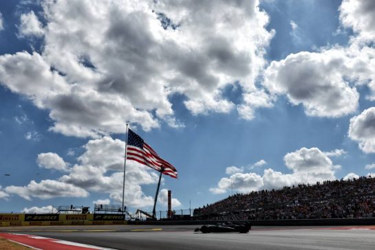 Lewis Hamilton (GBR) Mercedes AMG F1 W15.
19.10.2024. Formula 1 World Championship, Rd 19, United States Grand Prix, Austin, Texas, USA, Sprint and Qualifying Day.
- www.xpbimages.com, EMail: requests@xpbimages.com © Copyright: Moy / XPB Images