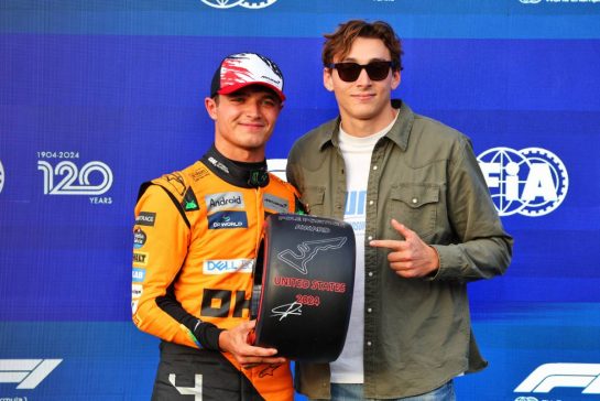 (L to R): Lando Norris (GBR) McLaren is presented the Pirelli Pole Position Award by Armand 'Mondo' Duplantis (SWE) Pole Vaulter.
19.10.2024. Formula 1 World Championship, Rd 19, United States Grand Prix, Austin, Texas, USA, Sprint and Qualifying Day.
- www.xpbimages.com, EMail: requests@xpbimages.com © Copyright: Batchelor / XPB Images