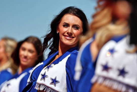 Circuit atmosphere - Dallas Cowboys Cheerleaders at the drivers' parade.
20.10.2024. Formula 1 World Championship, Rd 19, United States Grand Prix, Austin, Texas, USA, Race Day.
- www.xpbimages.com, EMail: requests@xpbimages.com © Copyright: Moy / XPB Images