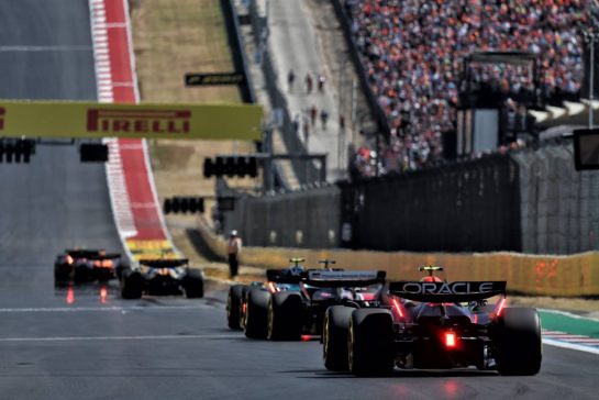 Sergio Perez (MEX) Red Bull Racing RB20.
20.10.2024. Formula 1 World Championship, Rd 19, United States Grand Prix, Austin, Texas, USA, Race Day.
- www.xpbimages.com, EMail: requests@xpbimages.com © Copyright: Moy / XPB Images