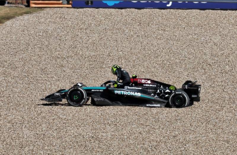 Lewis Hamilton (GBR) Mercedes AMG F1 W15 retired from the race. 20.10.2024. Formula 1 World Championship, Rd 19, United States Grand Prix, Austin, Texas, USA, Race Day. - www.xpbimages.com, EMail: requests@xpbimages.com © Copyright: Moy / XPB Images