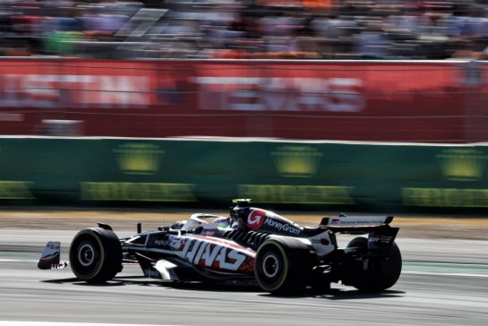 Nico Hulkenberg (GER) Haas VF-24.
20.10.2024. Formula 1 World Championship, Rd 19, United States Grand Prix, Austin, Texas, USA, Race Day.
- www.xpbimages.com, EMail: requests@xpbimages.com © Copyright: Bearne / XPB Images