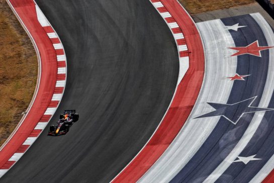 Sergio Perez (MEX) Red Bull Racing RB20.
20.10.2024. Formula 1 World Championship, Rd 19, United States Grand Prix, Austin, Texas, USA, Race Day.
- www.xpbimages.com, EMail: requests@xpbimages.com © Copyright: Coates / XPB Images