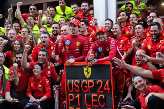 Charles Leclerc (MON) Ferrari and Carlos Sainz Jr (ESP) Ferrari celebrate a 1-2 finish with the team.
20.10.2024. Formula 1 World Championship, Rd 19, United States Grand Prix, Austin, Texas, USA, Race Day.
- www.xpbimages.com, EMail: requests@xpbimages.com © Copyright: Price / XPB Images