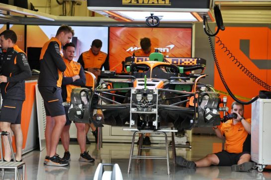 McLaren MCL38 prepared in the pit garage.
24.10.2024. Formula 1 World Championship, Rd 20, Mexican Grand Prix, Mexico City, Mexico, Preparation Day.
- www.xpbimages.com, EMail: requests@xpbimages.com © Copyright: Moy / XPB Images