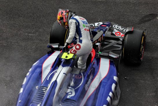 Yuki Tsunoda (JPN) RB VCARB 01 crashed out of the race.
27.10.2024. Formula 1 World Championship, Rd 20, Mexican Grand Prix, Mexico City, Mexico, Race Day.
- www.xpbimages.com, EMail: requests@xpbimages.com © Copyright: Batchelor / XPB Images