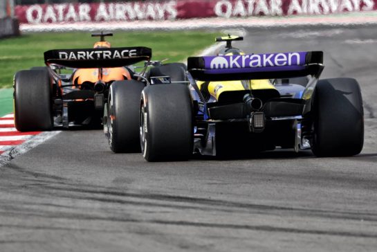 Oscar Piastri (AUS) McLaren MCL38 leads Franco Colapinto (ARG) Williams Racing FW46.
27.10.2024. Formula 1 World Championship, Rd 20, Mexican Grand Prix, Mexico City, Mexico, Race Day.
- www.xpbimages.com, EMail: requests@xpbimages.com © Copyright: Bearne / XPB Images