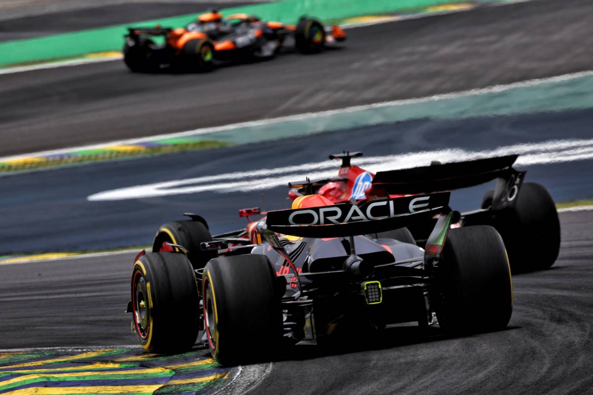 Max Verstappen (NLD) Red Bull Racing RB20. 02.11.2024. Formula 1 World Championship, Rd 21, Brazilian Grand Prix, Sao Paulo, Brazil, Sprint and Qualifying Day. - www.xpbimages.com, EMail: requests@xpbimages.com © Copyright: Charniaux / XPB Images