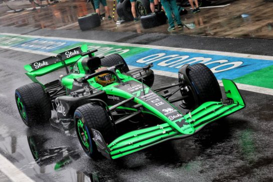 Valtteri Bottas (FIN) Sauber C44 leaves the pits.
03.11.2024. Formula 1 World Championship, Rd 21, Brazilian Grand Prix, Sao Paulo, Brazil, Race Day.
- www.xpbimages.com, EMail: requests@xpbimages.com © Copyright: Batchelor / XPB Images
