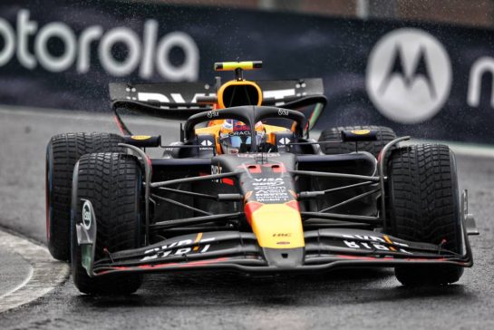 Sergio Perez (MEX) Red Bull Racing RB20.
03.11.2024. Formula 1 World Championship, Rd 21, Brazilian Grand Prix, Sao Paulo, Brazil, Race Day.
- www.xpbimages.com, EMail: requests@xpbimages.com © Copyright: Staley / XPB Images