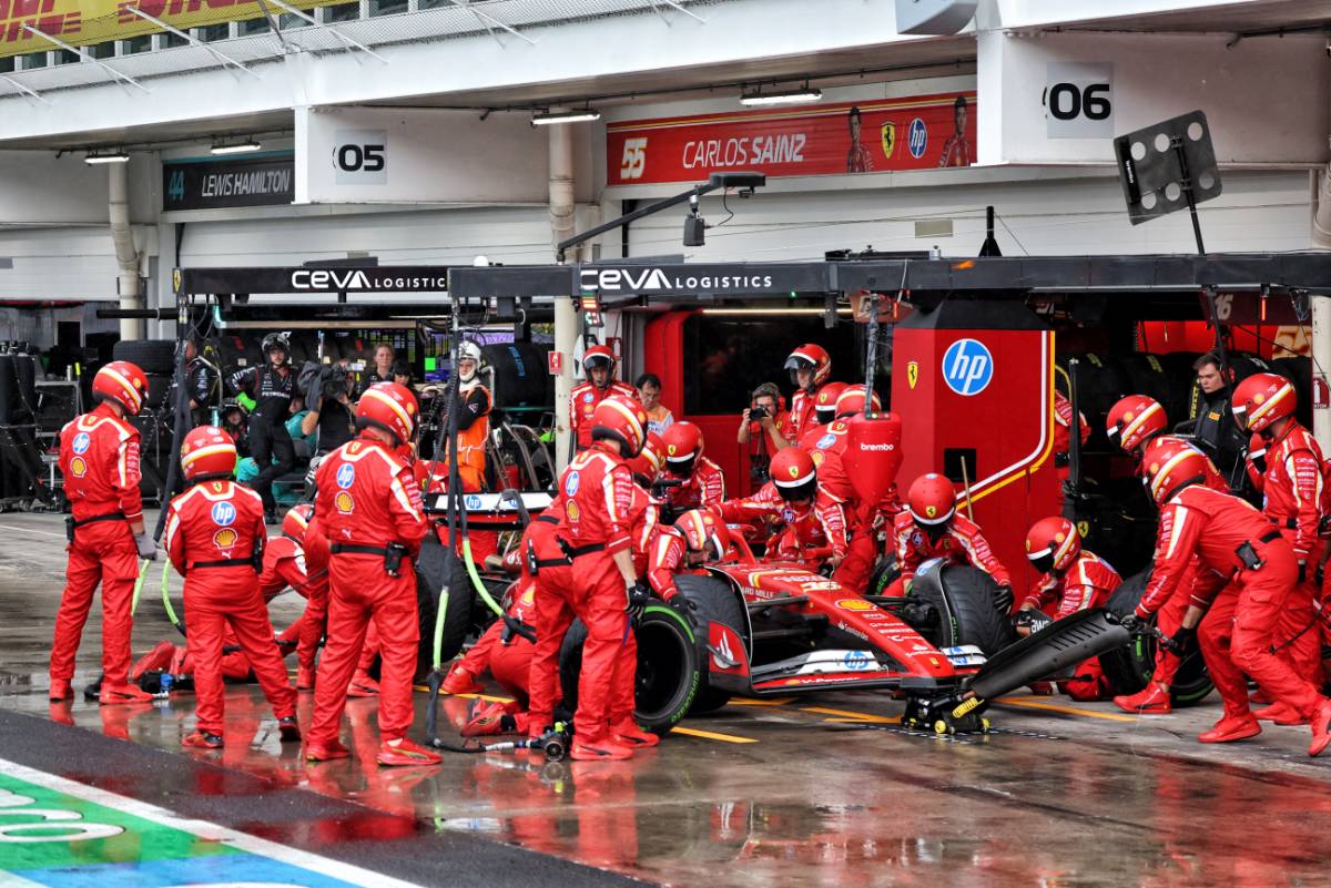Charles Leclerc (MON) Ferrari SF-24 makes a pit stop. 03.11.2024. Formula 1 World Championship, Rd 21, Brazilian Grand Prix, Sao Paulo, Brazil, Race Day. - www.xpbimages.com, EMail: requests@xpbimages.com © Copyright: Batchelor / XPB Images