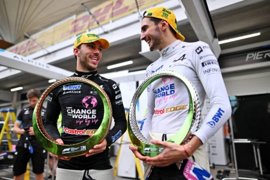 (L to R): Pierre Gasly (FRA) Alpine F1 Team celebrates his third position with second placed team mate Esteban Ocon (FRA) Alpine F1 Team.
03.11.2024. Formula 1 World Championship, Rd 21, Brazilian Grand Prix, Sao Paulo, Brazil, Race Day.
- www.xpbimages.com, EMail: requests@xpbimages.com © Copyright: Price / XPB Images