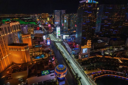Lewis Hamilton (GBR) Mercedes AMG F1 W15.
21.11.2024. Formula 1 World Championship, Rd 22, Las Vegas Grand Prix, Las Vegas, Nevada, USA, Practice Day
- www.xpbimages.com, EMail: requests@xpbimages.com © Copyright: Moy / XPB Images