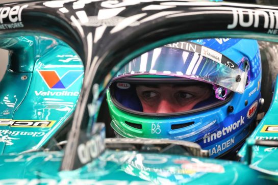 Fernando Alonso (ESP) Aston Martin F1 Team AMR24.
22.11.2024. Formula 1 World Championship, Rd 22, Las Vegas Grand Prix, Las Vegas, Nevada, USA, Qualifying Day.
- www.xpbimages.com, EMail: requests@xpbimages.com © Copyright: Batchelor / XPB Images