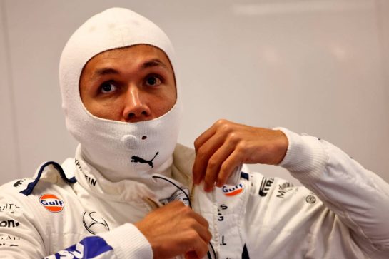 Alexander Albon (THA) Williams Racing.
22.11.2024. Formula 1 World Championship, Rd 22, Las Vegas Grand Prix, Las Vegas, Nevada, USA, Qualifying Day.
- www.xpbimages.com, EMail: requests@xpbimages.com © Copyright: Batchelor / XPB Images