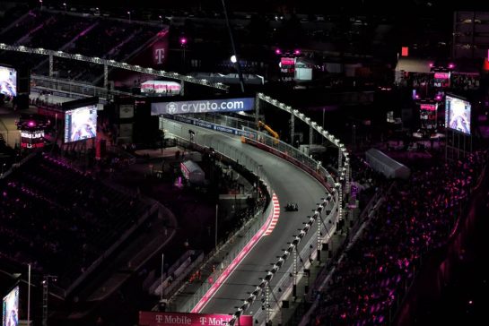 George Russell (GBR) Mercedes AMG F1 W15.
22.11.2024. Formula 1 World Championship, Rd 22, Las Vegas Grand Prix, Las Vegas, Nevada, USA, Qualifying Day.
- www.xpbimages.com, EMail: requests@xpbimages.com © Copyright: Moy / XPB Images