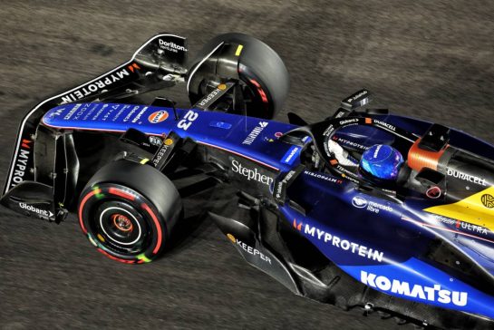 Alexander Albon (THA) Williams Racing FW46.
22.11.2024. Formula 1 World Championship, Rd 22, Las Vegas Grand Prix, Las Vegas, Nevada, USA, Qualifying Day.
- www.xpbimages.com, EMail: requests@xpbimages.com © Copyright: Bearne / XPB Images