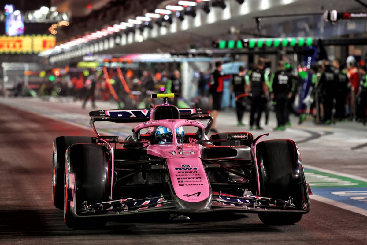 Pierre Gasly (FRA) Alpine F1 Team A524 leaves the pits. 22.11.2024. Formula 1 World Championship, Rd 22, Las Vegas Grand Prix, Las Vegas, Nevada, USA, Qualifying Day. - www.xpbimages.com, EMail: requests@xpbimages.com © Copyright: Batchelor / XPB Images