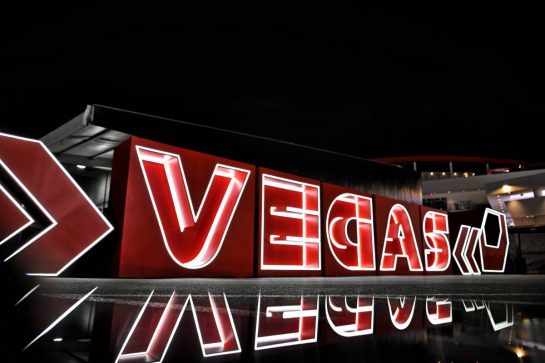 Circuit atmosphere.
22.11.2024. Formula 1 World Championship, Rd 22, Las Vegas Grand Prix, Las Vegas, Nevada, USA, Qualifying Day.
- www.xpbimages.com, EMail: requests@xpbimages.com © Copyright: Price / XPB Images