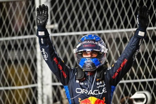 Max Verstappen (NLD) Red Bull Racing celebrates his fourth World Championship in parc ferme.
23.11.2024. Formula 1 World Championship, Rd 22, Las Vegas Grand Prix, Las Vegas, Nevada, USA, Race Day.
- www.xpbimages.com, EMail: requests@xpbimages.com © Copyright: Price / XPB Images
