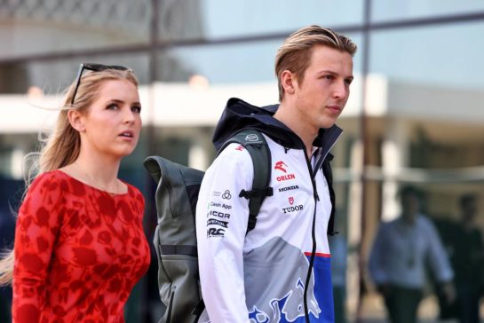 Liam Lawson (NZL) RB with his girlfriend Hannah St. John (USA).
30.11.2024. Formula 1 World Championship, Rd 23, Qatar Grand Prix, Doha, Qatar, Sprint and Qualifying Day.
- www.xpbimages.com, EMail: requests@xpbimages.com © Copyright: Staley / XPB Images