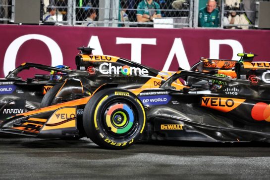 Lando Norris (GBR) McLaren MCL38 and Oscar Piastri (AUS) McLaren MCL38 in Sprint parc ferme.
30.11.2024. Formula 1 World Championship, Rd 23, Qatar Grand Prix, Doha, Qatar, Sprint and Qualifying Day.
- www.xpbimages.com, EMail: requests@xpbimages.com © Copyright: Moy / XPB Images