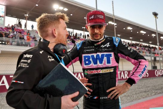 (L to R): Josh Peckett (GBR) Alpine F1 Team Race Engineer with Esteban Ocon (FRA) Alpine F1 Team on the grid.
30.11.2024. Formula 1 World Championship, Rd 23, Qatar Grand Prix, Doha, Qatar, Sprint and Qualifying Day.
- www.xpbimages.com, EMail: requests@xpbimages.com © Copyright: Moy / XPB Images