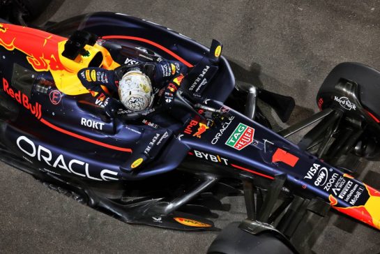 Pole sitter Max Verstappen (NLD) Red Bull Racing RB20 in qualifying parc ferme.
30.11.2024. Formula 1 World Championship, Rd 23, Qatar Grand Prix, Doha, Qatar, Sprint and Qualifying Day.
- www.xpbimages.com, EMail: requests@xpbimages.com © Copyright: Moy / XPB Images