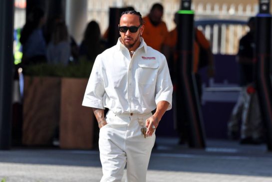 Lewis Hamilton (GBR) Mercedes AMG F1.
05.12.2024. Formula 1 World Championship, Rd 24, Abu Dhabi Grand Prix, Yas Marina Circuit, Abu Dhabi, Preparation Day.
- www.xpbimages.com, EMail: requests@xpbimages.com © Copyright: Moy / XPB Images