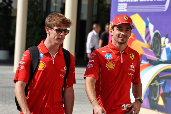 (L to R): Arthur Leclerc (FRA) Ferrari Academy Driver with his brother Charles Leclerc (MON) Ferrari.
05.12.2024. Formula 1 World Championship, Rd 24, Abu Dhabi Grand Prix, Yas Marina Circuit, Abu Dhabi, Preparation Day.
- www.xpbimages.com, EMail: requests@xpbimages.com © Copyright: Moy / XPB Images