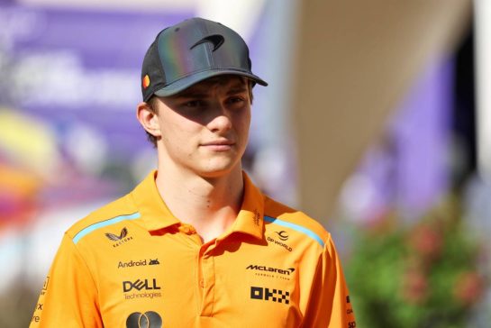 Oscar Piastri (AUS) McLaren.
05.12.2024. Formula 1 World Championship, Rd 24, Abu Dhabi Grand Prix, Yas Marina Circuit, Abu Dhabi, Preparation Day.
- www.xpbimages.com, EMail: requests@xpbimages.com © Copyright: Bearne / XPB Images