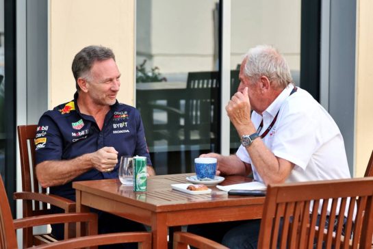 (L to R): Christian Horner (GBR) Red Bull Racing Team Principal with Dr Helmut Marko (AUT) Red Bull Motorsport Consultant.
06.12.2024. Formula 1 World Championship, Rd 24, Abu Dhabi Grand Prix, Yas Marina Circuit, Abu Dhabi, Practice Day.
- www.xpbimages.com, EMail: requests@xpbimages.com © Copyright: Moy / XPB Images