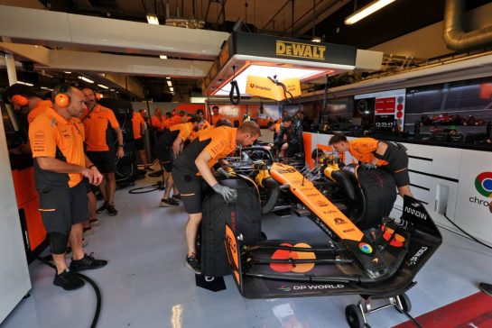 Ryo Hirakawa (JPN) McLaren MCL38 Reserve Driver.
06.12.2024. Formula 1 World Championship, Rd 24, Abu Dhabi Grand Prix, Yas Marina Circuit, Abu Dhabi, Practice Day.
- www.xpbimages.com, EMail: requests@xpbimages.com © Copyright: Moy / XPB Images