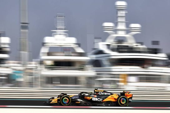 Lando Norris (GBR) McLaren MCL38.
06.12.2024. Formula 1 World Championship, Rd 24, Abu Dhabi Grand Prix, Yas Marina Circuit, Abu Dhabi, Practice Day.
- www.xpbimages.com, EMail: requests@xpbimages.com © Copyright: Bearne / XPB Images