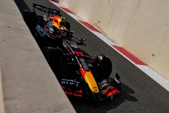 Sergio Perez (MEX) Red Bull Racing RB20.
06.12.2024. Formula 1 World Championship, Rd 24, Abu Dhabi Grand Prix, Yas Marina Circuit, Abu Dhabi, Practice Day.
- www.xpbimages.com, EMail: requests@xpbimages.com © Copyright: Charniaux / XPB Images