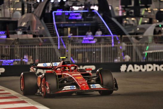 Carlos Sainz Jr (ESP) Ferrari SF-24.
06.12.2024. Formula 1 World Championship, Rd 24, Abu Dhabi Grand Prix, Yas Marina Circuit, Abu Dhabi, Practice Day.
- www.xpbimages.com, EMail: requests@xpbimages.com © Copyright: Bearne / XPB Images
