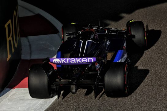 Alexander Albon (THA) Williams Racing FW46.
07.12.2024. Formula 1 World Championship, Rd 24, Abu Dhabi Grand Prix, Yas Marina Circuit, Abu Dhabi, Qualifying Day.
- www.xpbimages.com, EMail: requests@xpbimages.com © Copyright: Bearne / XPB Images