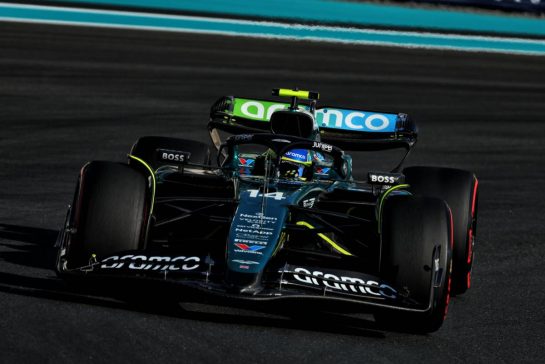 Fernando Alonso (ESP) Aston Martin F1 Team AMR24.
07.12.2024. Formula 1 World Championship, Rd 24, Abu Dhabi Grand Prix, Yas Marina Circuit, Abu Dhabi, Qualifying Day.
- www.xpbimages.com, EMail: requests@xpbimages.com © Copyright: Coates / XPB Images