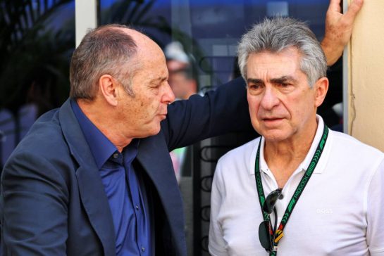 (L to R): Gerhard Berger (AUT) with Julian Jakobi (GBR).
08.12.2024. Formula 1 World Championship, Rd 24, Abu Dhabi Grand Prix, Yas Marina Circuit, Abu Dhabi, Race Day.
- www.xpbimages.com, EMail: requests@xpbimages.com © Copyright: Batchelor / XPB Images