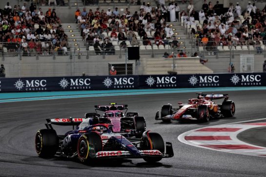 Liam Lawson (NZL) RB VCARB 01.
08.12.2024. Formula 1 World Championship, Rd 24, Abu Dhabi Grand Prix, Yas Marina Circuit, Abu Dhabi, Race Day.
- www.xpbimages.com, EMail: requests@xpbimages.com © Copyright: Moy / XPB Images