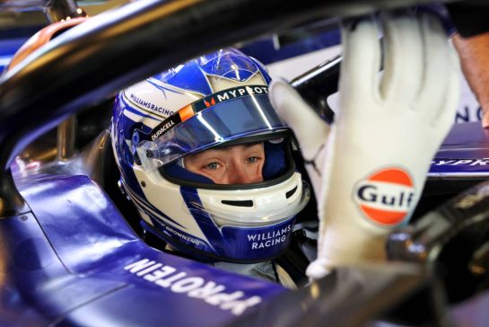 Luke Browning (GBR) Williams Racing FW46 Academy Driver.
10.12.2024. Formula 1 Testing, Yas Marina Circuit, Abu Dhabi, Tuesday.
- www.xpbimages.com, EMail: requests@xpbimages.com © Copyright: Bearne / XPB Images