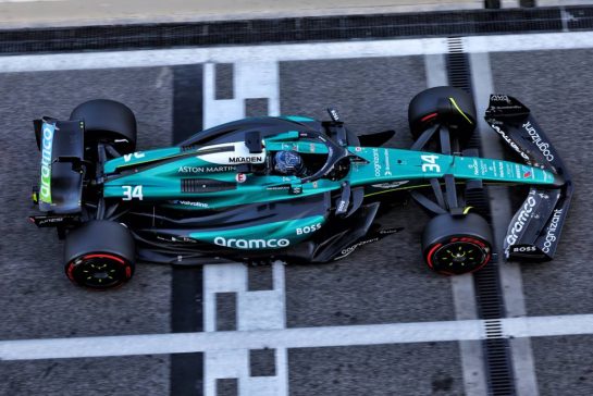 Felipe Drugovich (BRA) Aston Martin F1 Team AMR24, Reserve and Development Programme Driver.
10.12.2024. Formula 1 Testing, Yas Marina Circuit, Abu Dhabi, Tuesday.
- www.xpbimages.com, EMail: requests@xpbimages.com © Copyright: Batchelor / XPB Images
