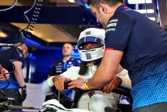 Carlos Sainz Jr (ESP) Williams Racing FW46.
10.12.2024. Formula 1 Testing, Yas Marina Circuit, Abu Dhabi, Tuesday.
- www.xpbimages.com, EMail: requests@xpbimages.com © Copyright: Batchelor / XPB Images